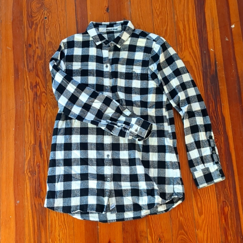 Woolrich XS black and white buffalo plaid flannel shirt